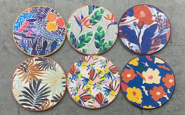 Patterned oval ceramic coaster