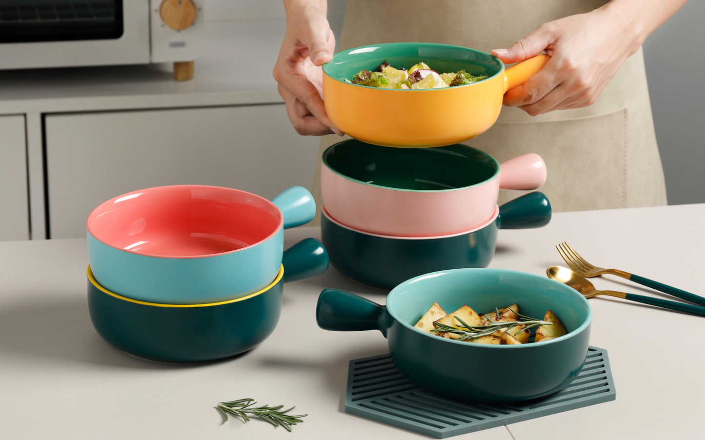 Microwave ceramic bakeware