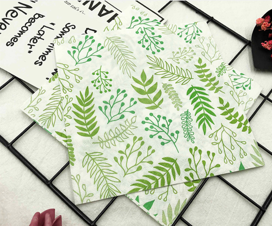 Feather printed paper towels