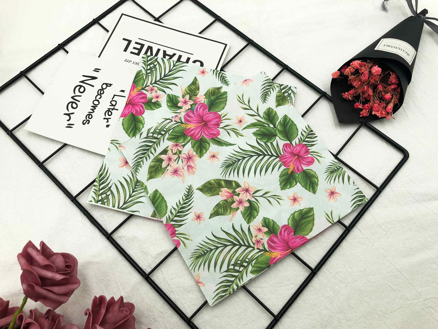 Graffiti-printed napkin