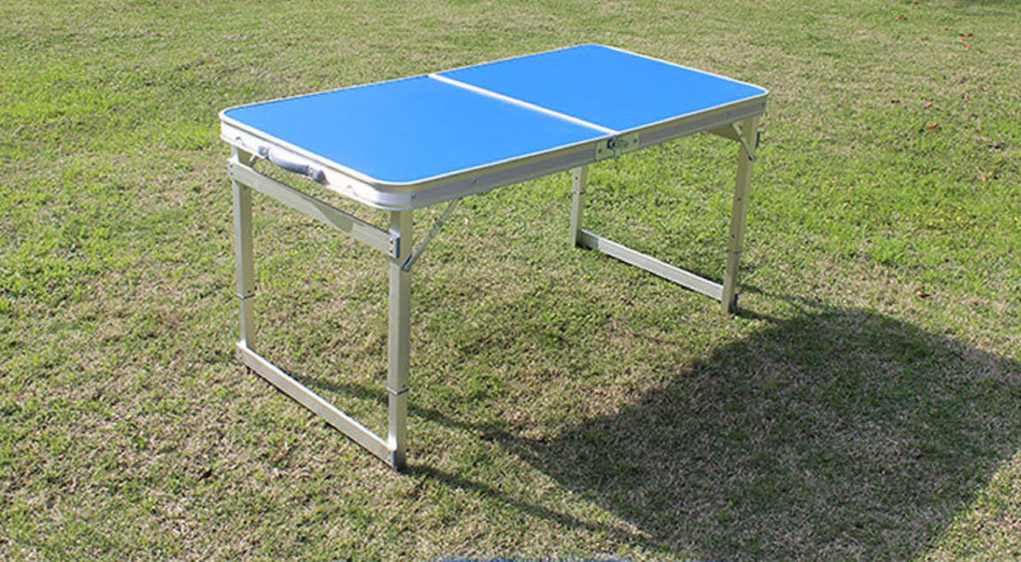 Folding table