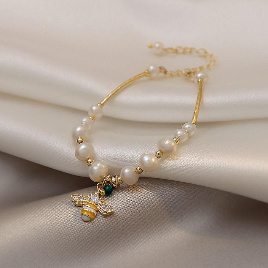 Pearl Bee Bracelet