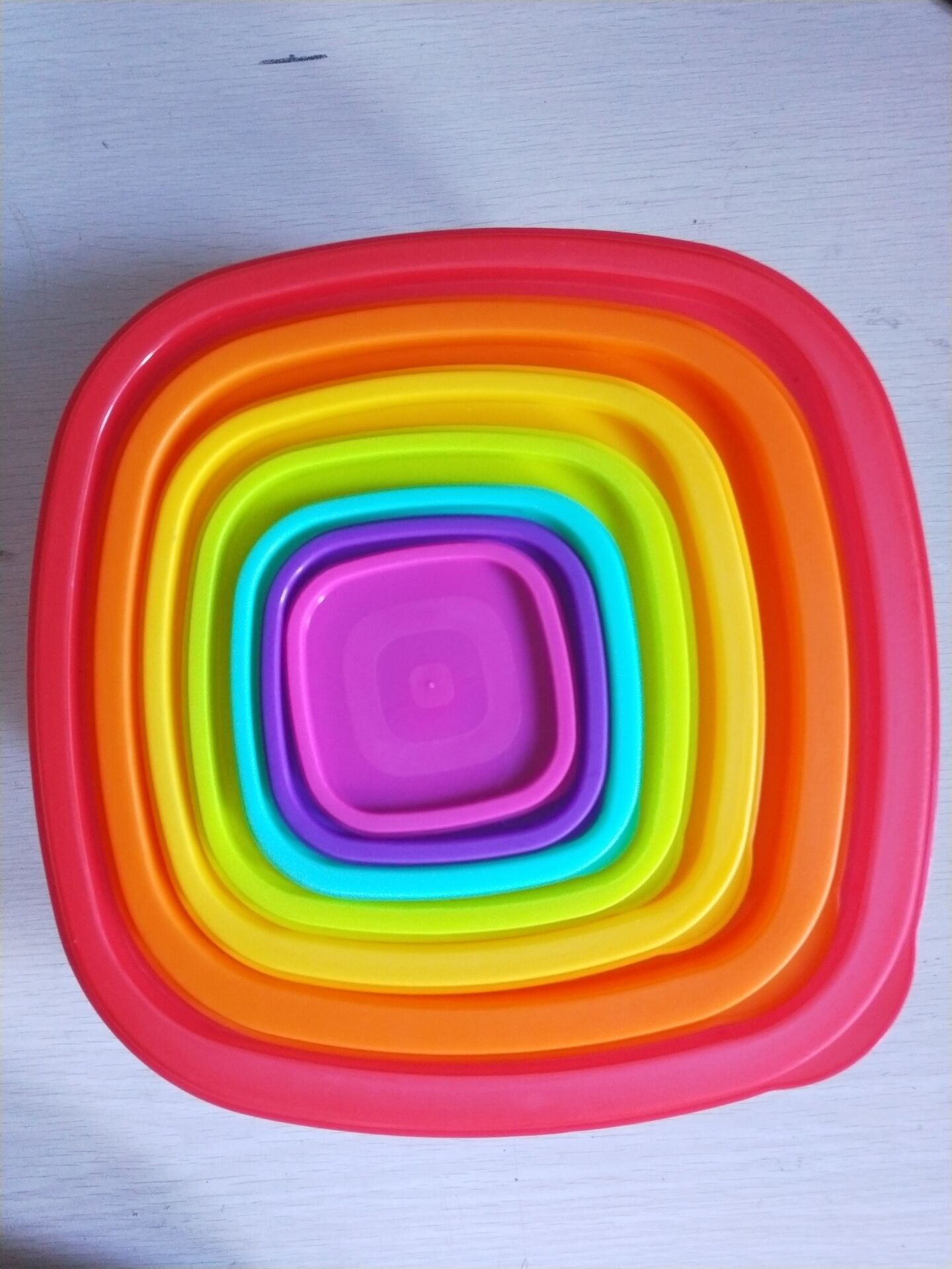 Seven-piece color plastic box
