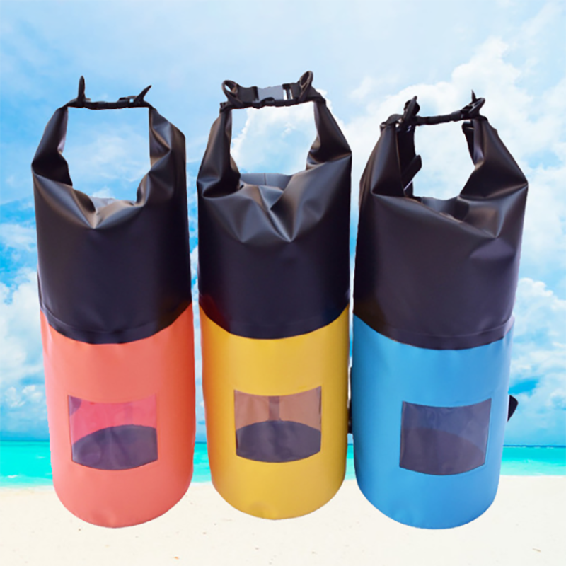 Waterproof bag one-shoulder splicing color partial transparent 30L